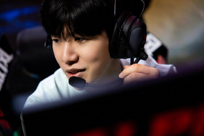 在瞬息万变 在瞬息万变