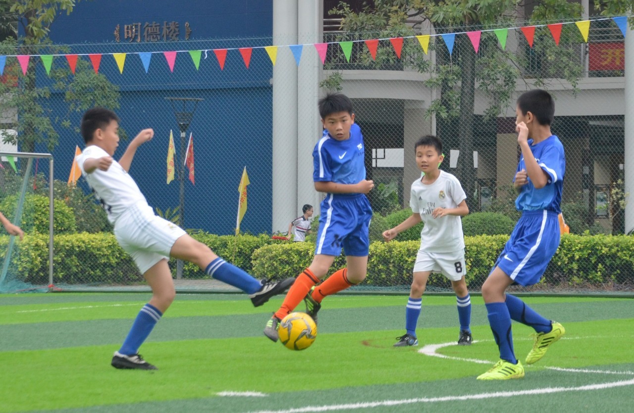 而國王則需 而國王則需