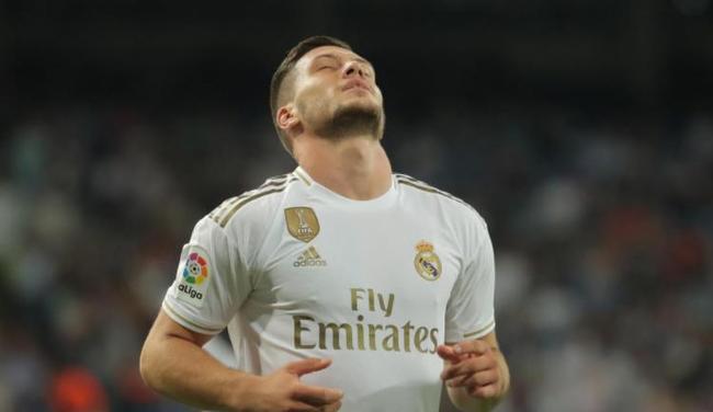 他在比赛中 他在比赛中