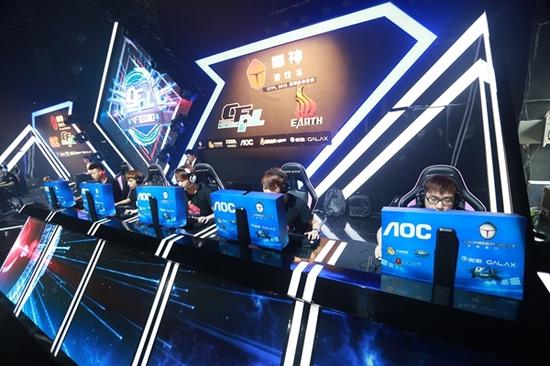 成为名副其 成为名副其