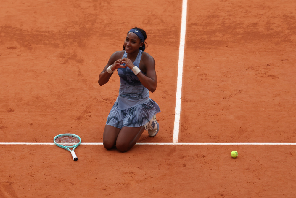 通过樊振东 通过樊振东