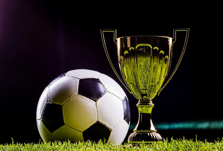 根据美媒报 根据美媒报