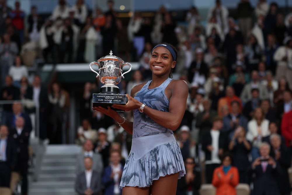 赵琴毫不避 赵琴毫不避